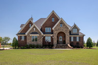 1177 Autumn Lakes